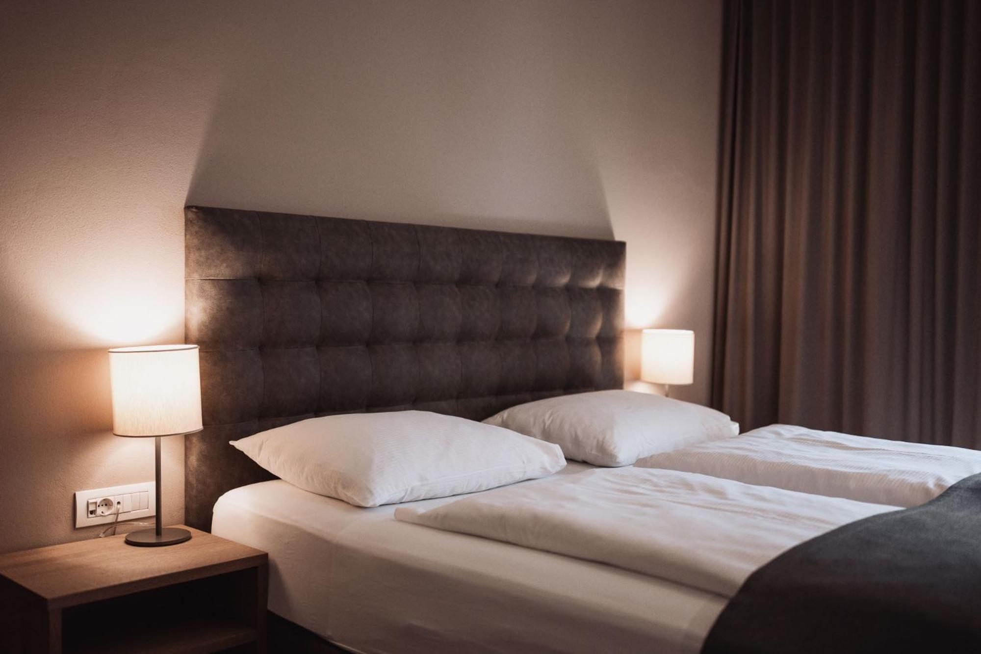 Hotel Montis - Active Nature Spa Brunico Luaran gambar