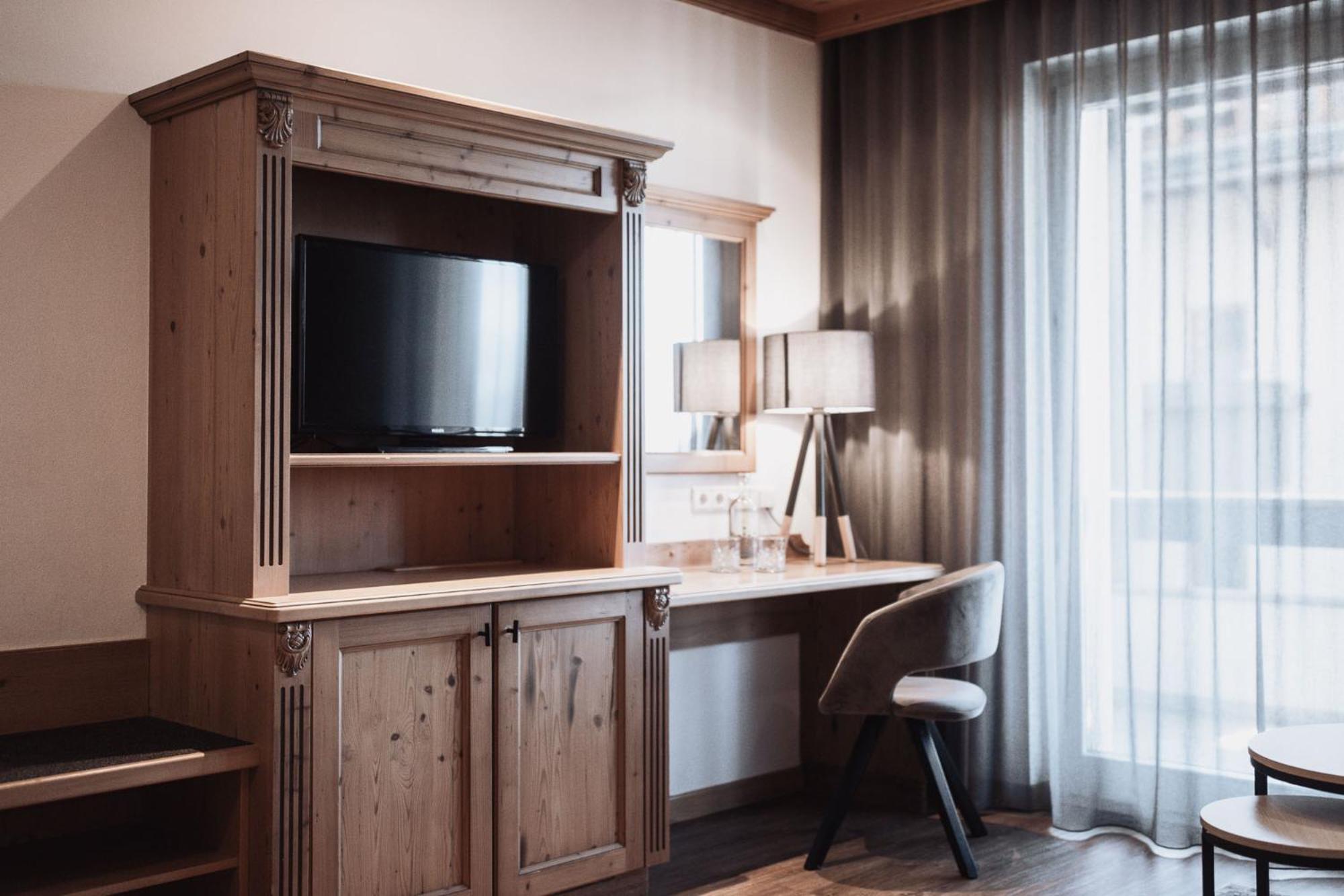 Hotel Montis - Active Nature Spa Brunico Luaran gambar